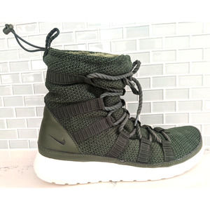 Nike Roshe Run High Lace Up US Women Size 9 M Sneaker Boots Sherpa Lined Green